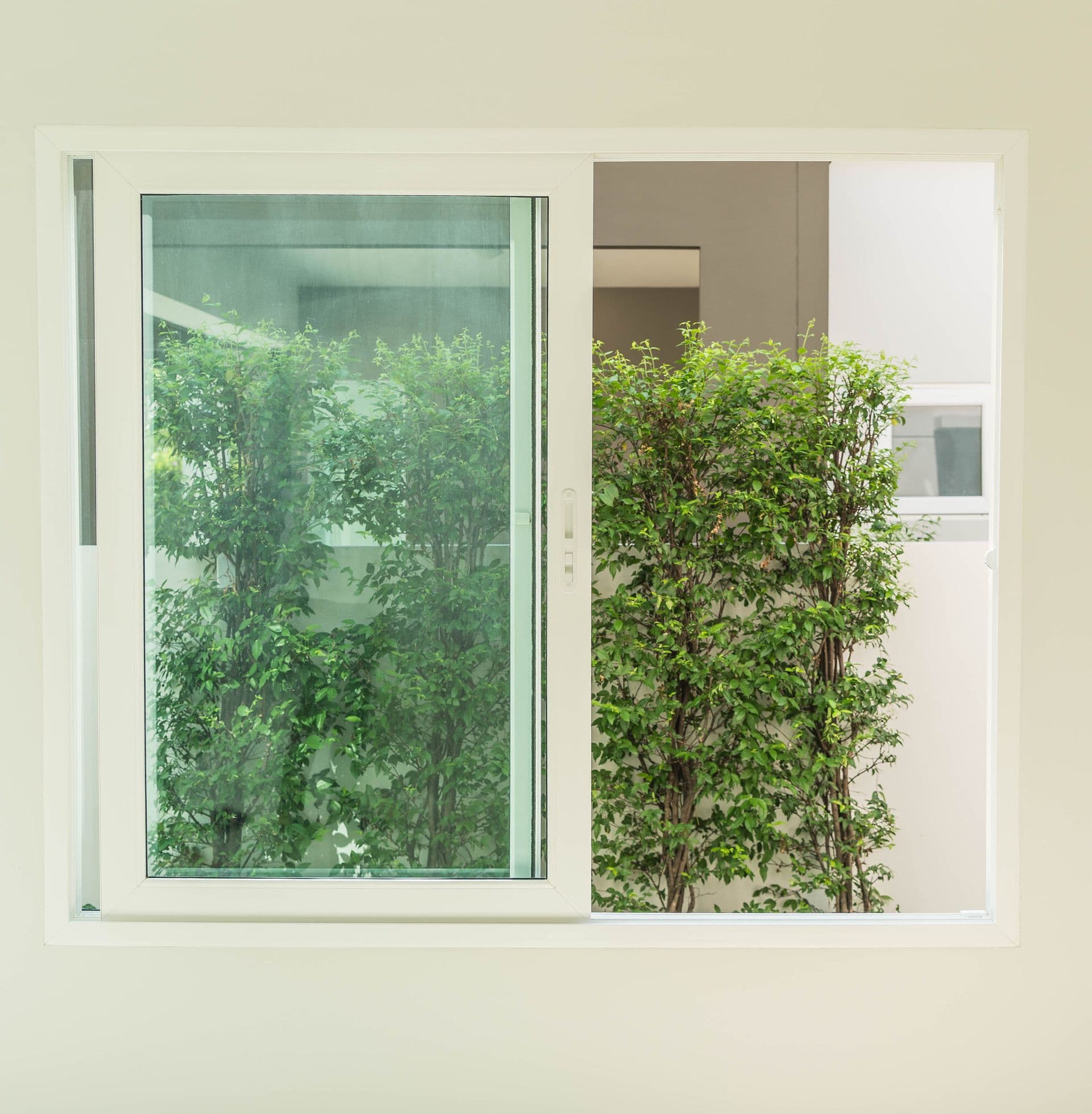 convenient-sliding-windows-oak-ridge-RJW-Exteriors