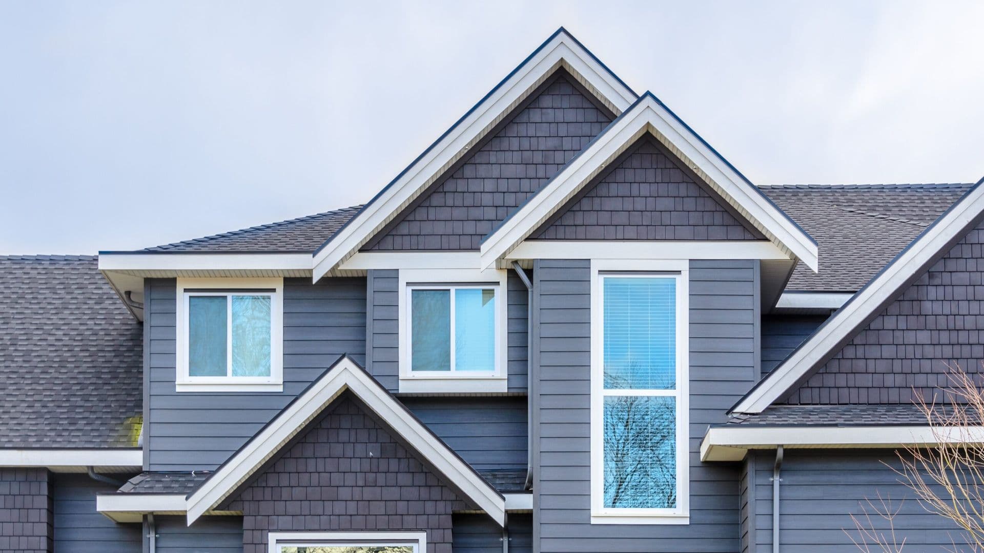 dependable-replacement-windows-lake-hopatcong-rjw-exteriors-scaled