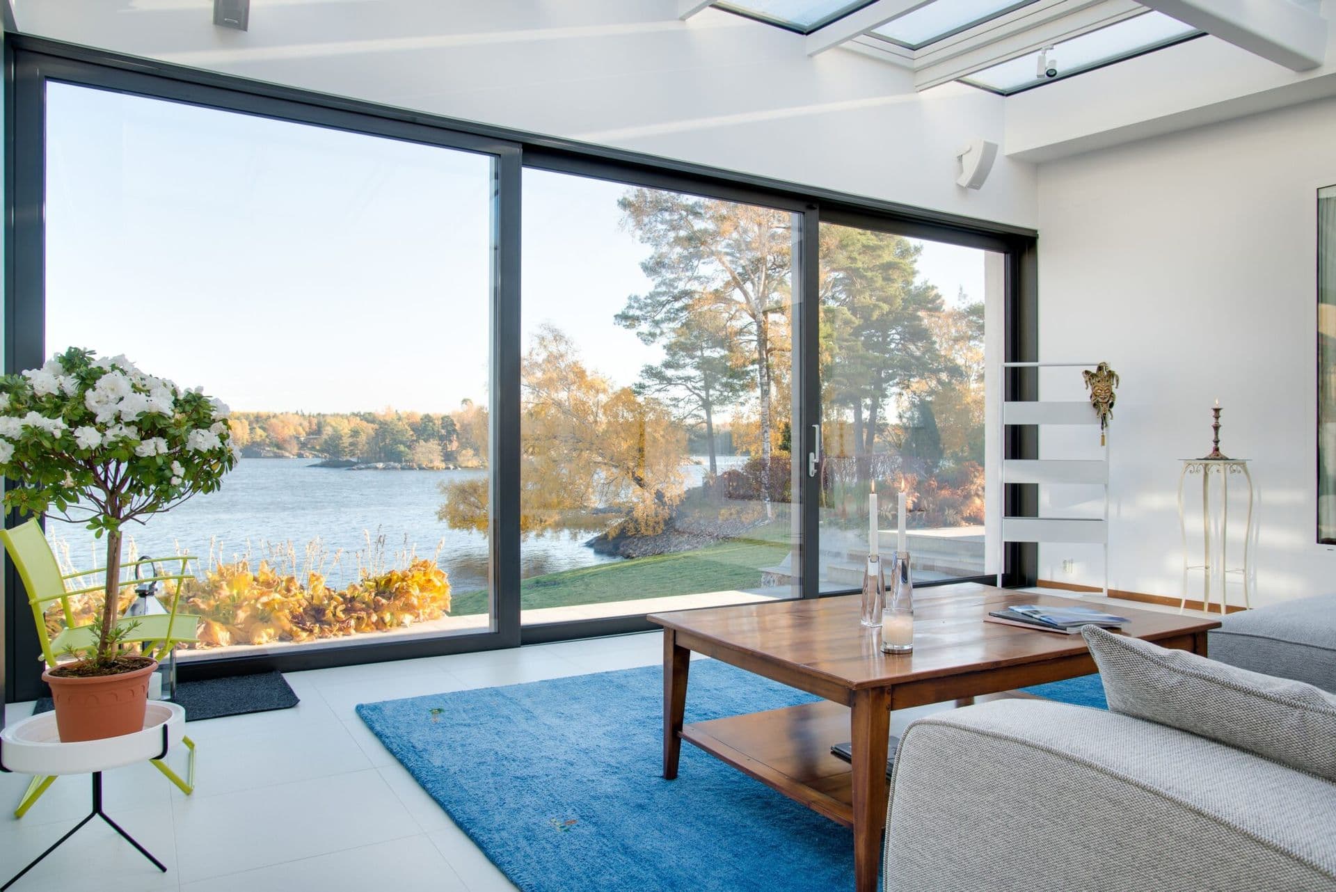 lovely-picture-windows-oak-ridge-RJW-Exteriors